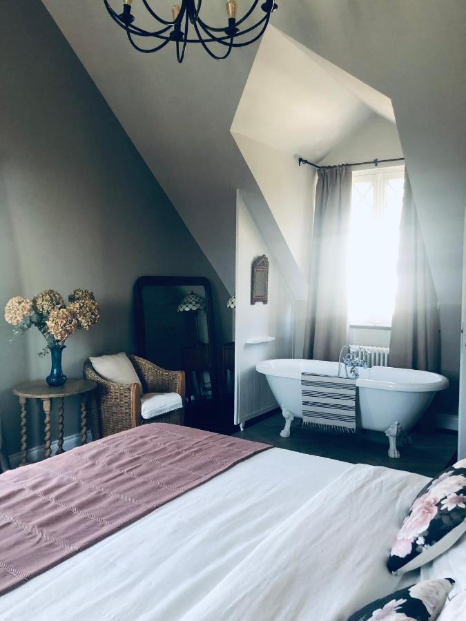Orpheus Lodge จีแวร์นี ภายนอก รูปภาพ