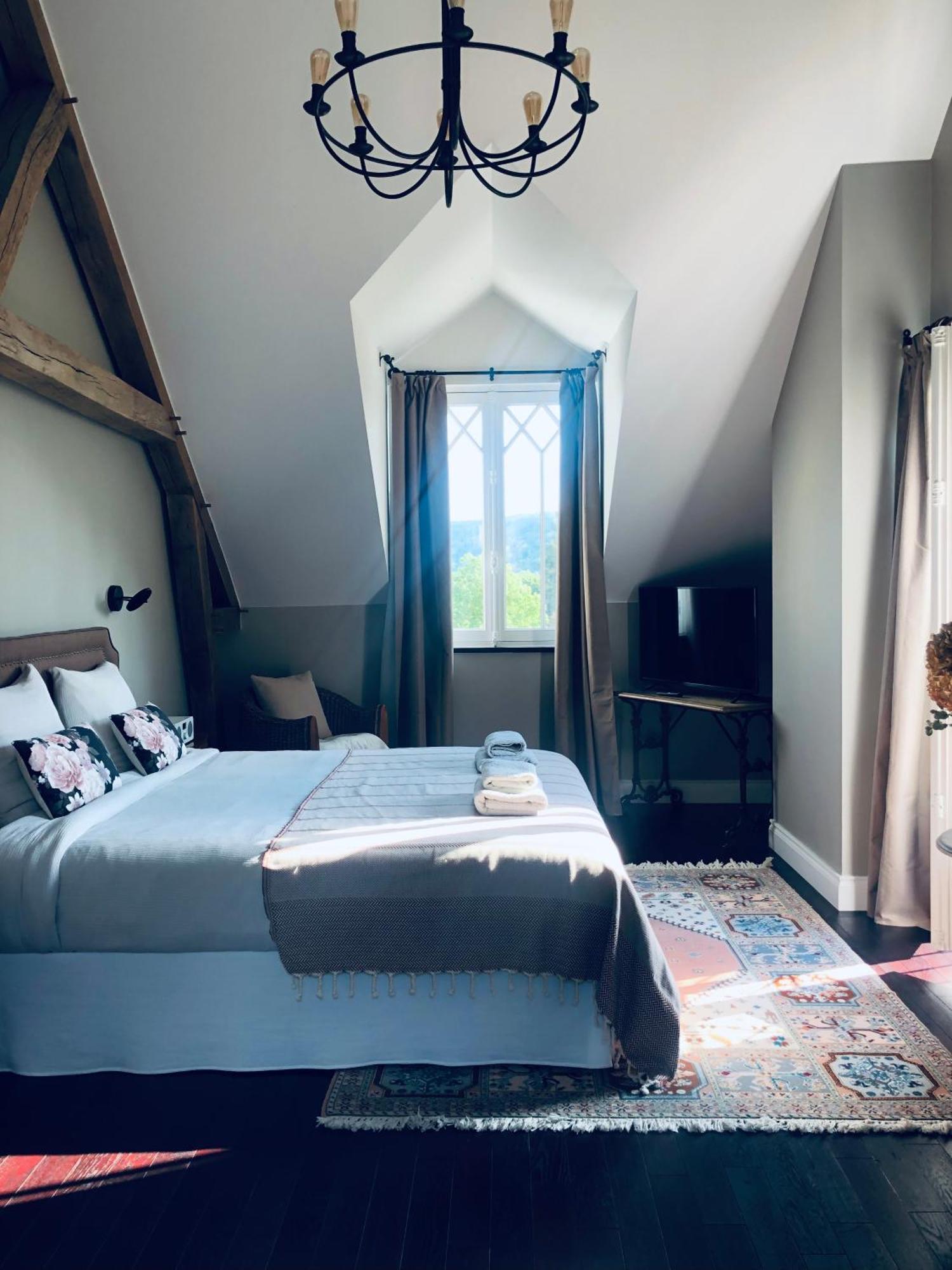 Orpheus Lodge จีแวร์นี ภายนอก รูปภาพ